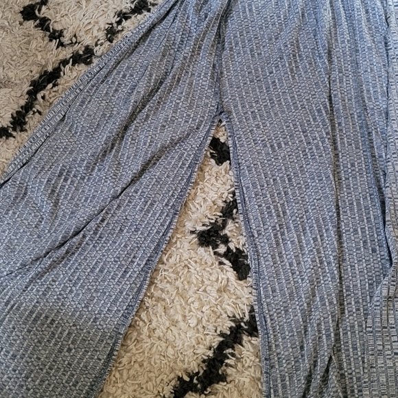 Lularoe joy - Picture 2 of 4